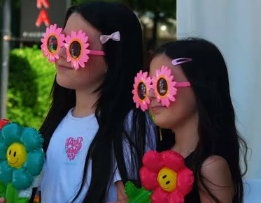The Flower Festival (Festa e Luleve)